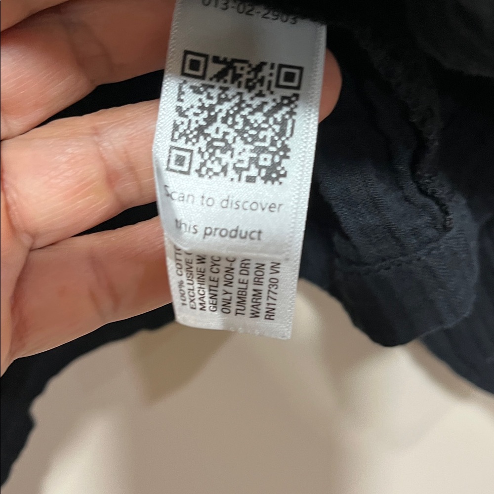 Universal Thread Black Button-Up Blouse - image 6